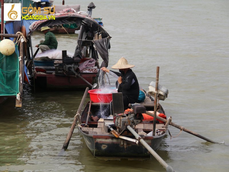 Cơ hội và thách thức của du lịch Sông Hồng Bát Tràng