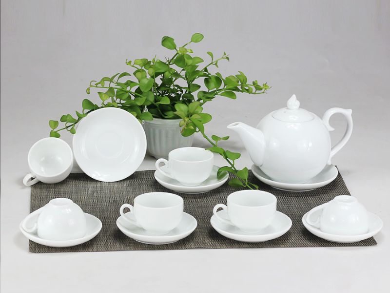 Bộ đồ ăn Bát Tràng tứ cảnh