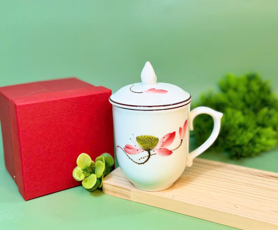 Gợi ý Quà tặng 8/3 cho nhân viên trong công ty ấn tượng