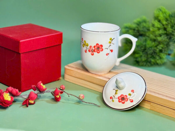 Vì Sao Ly Sứ Trở Thành Món Quà Tặng Được Ưa Chuộng Tại TP.HCM?