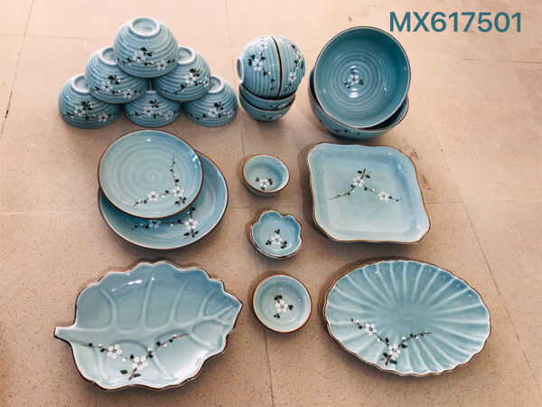 Alternative view of Bộ Bàn Ăn Men Xanh Hoa Đào Chấm Bi 20 Sản Phẩm