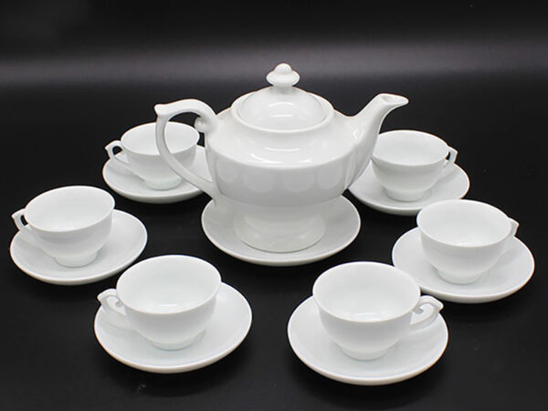 Alternative view of Bộ ấm trà Bát Tràng dáng Quốc Hội Trắng sứ 600ml