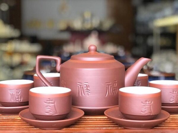 Alternative view of Bộ Ấm Trà Tử Sa Bát Tràng Tích PLT Chỉ Đỏ 450ml